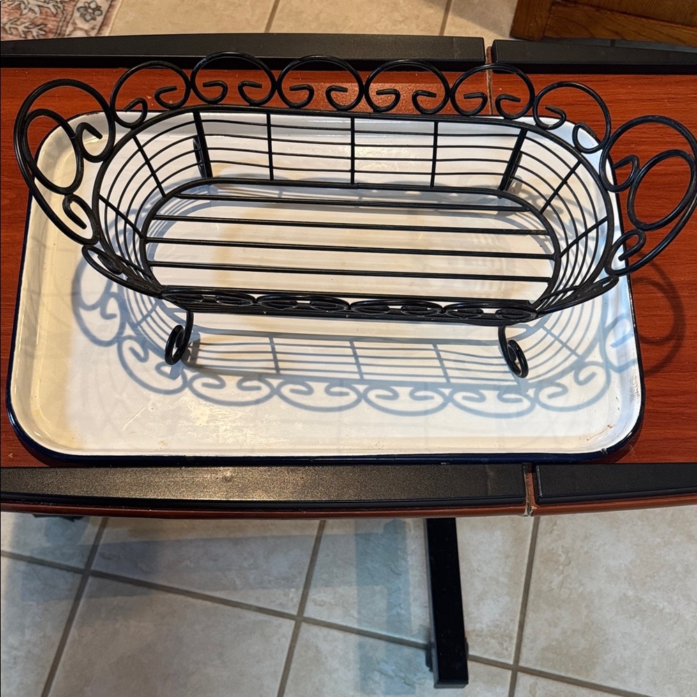 Scrolled Black Metal Wire Basket
